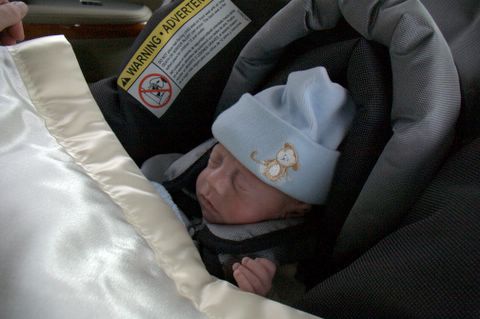 Landon in a carseat